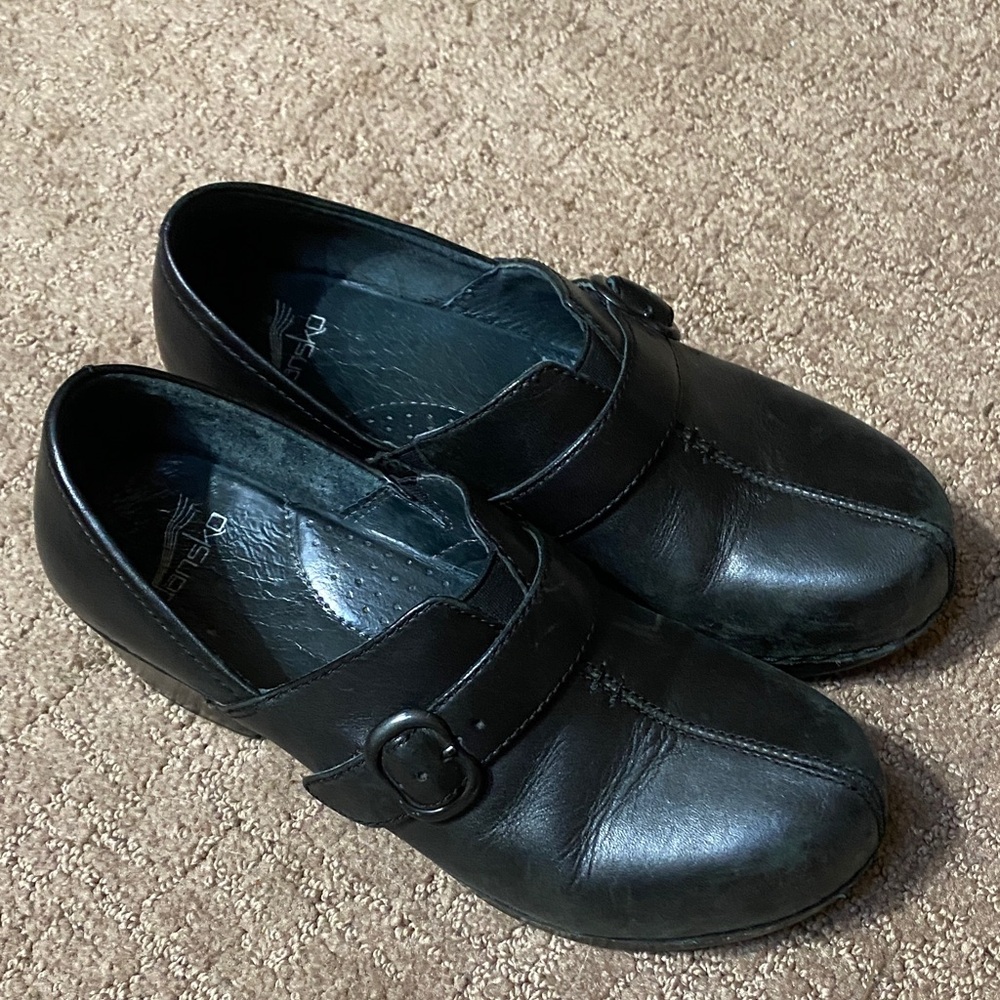 Dansko Black Leather Slip-On Size 36 (6) Loafers with Buckle Accent